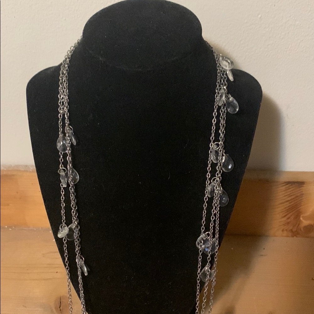Elegant Silver Chain Necklace with Clear Accents. 28”